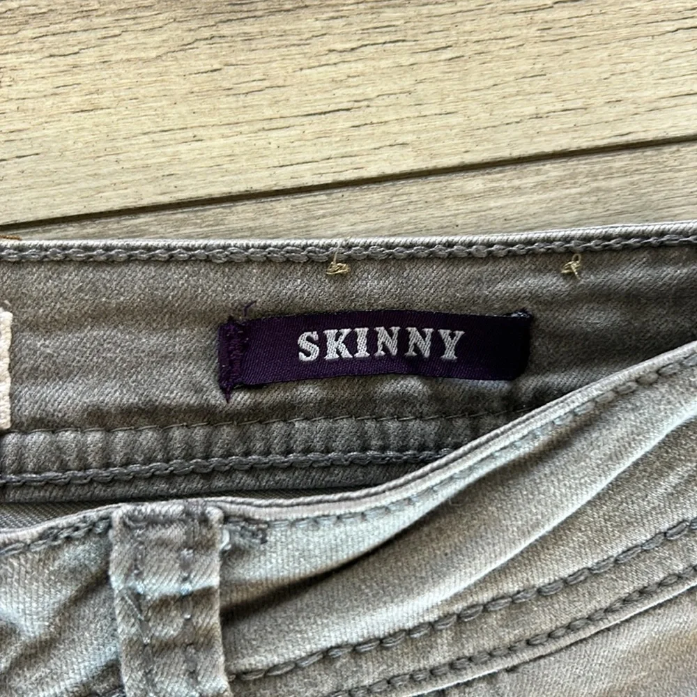 VGS skinny fit jeans size 6 gray